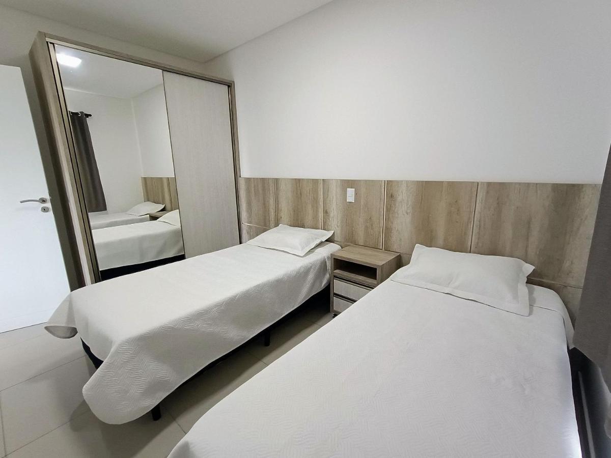 Residencial Natalia Apartment Bombinhas Bagian luar foto